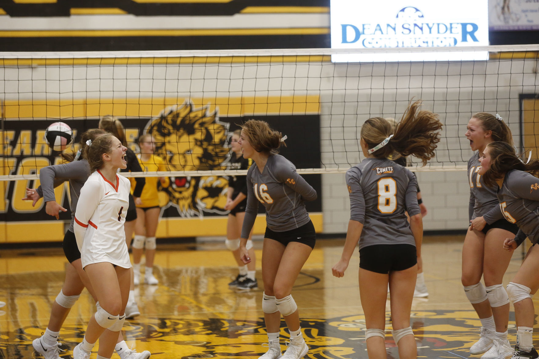 Vball Clear Lake Tri 22